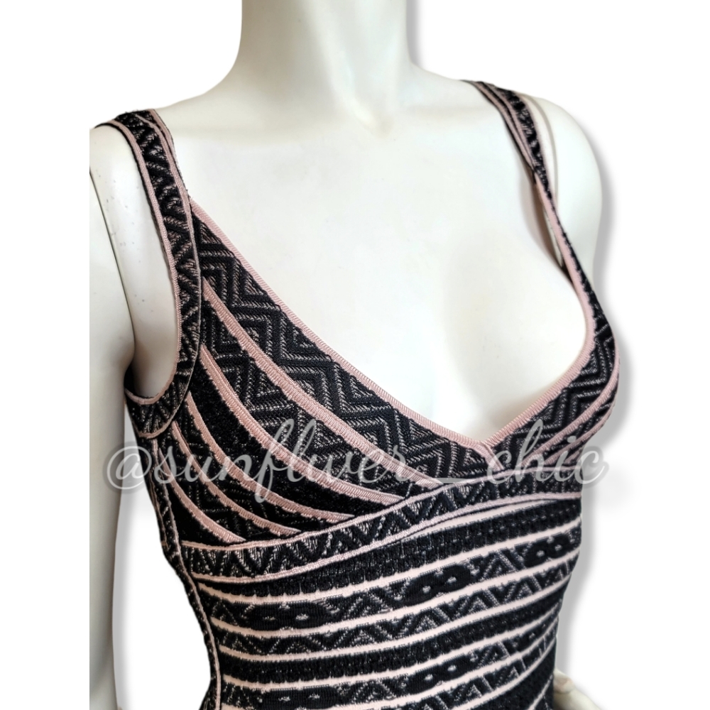 Herve Leger/Max Azria Lace Textured Bandage Dress - Picture 5 of 16